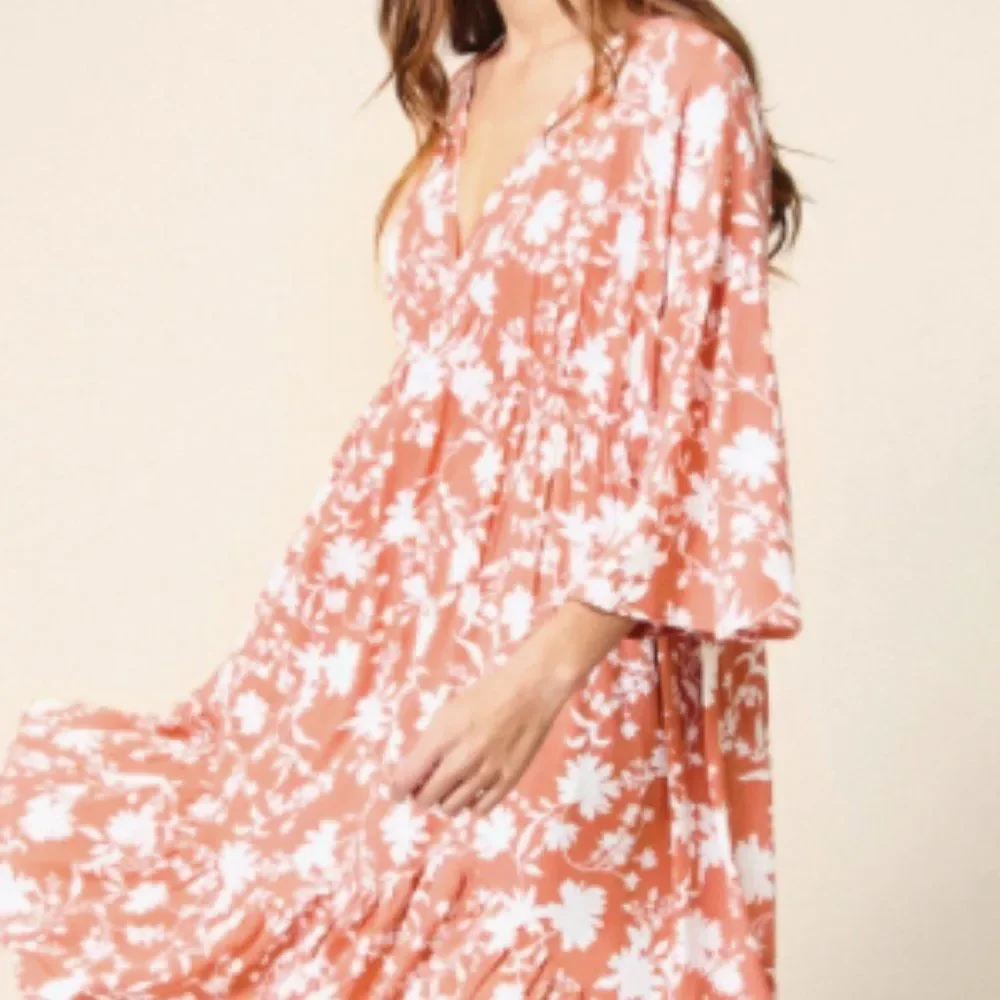 Coral Floral Dress - Picture 2 of 5